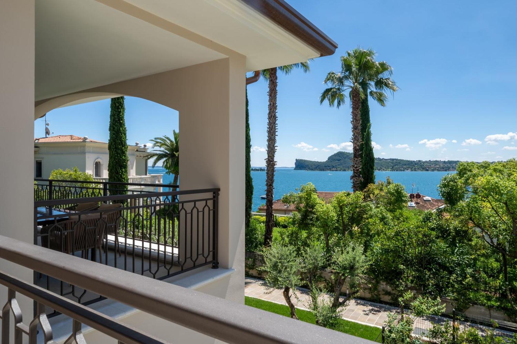 Villa Silvia Apartments Сан-Феличе-дель-Бенако Экстерьер фото