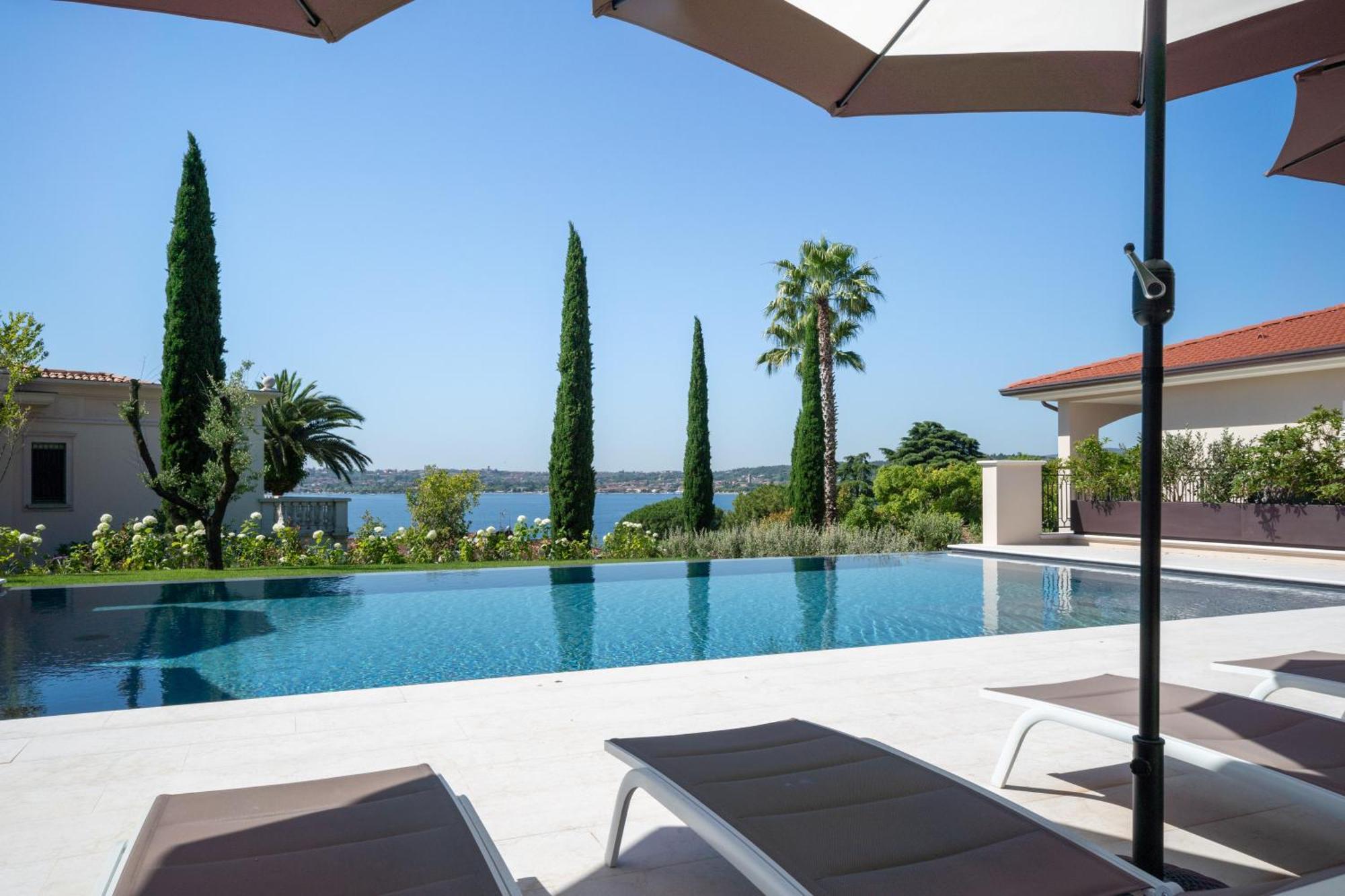 Villa Silvia Apartments Сан-Феличе-дель-Бенако Экстерьер фото