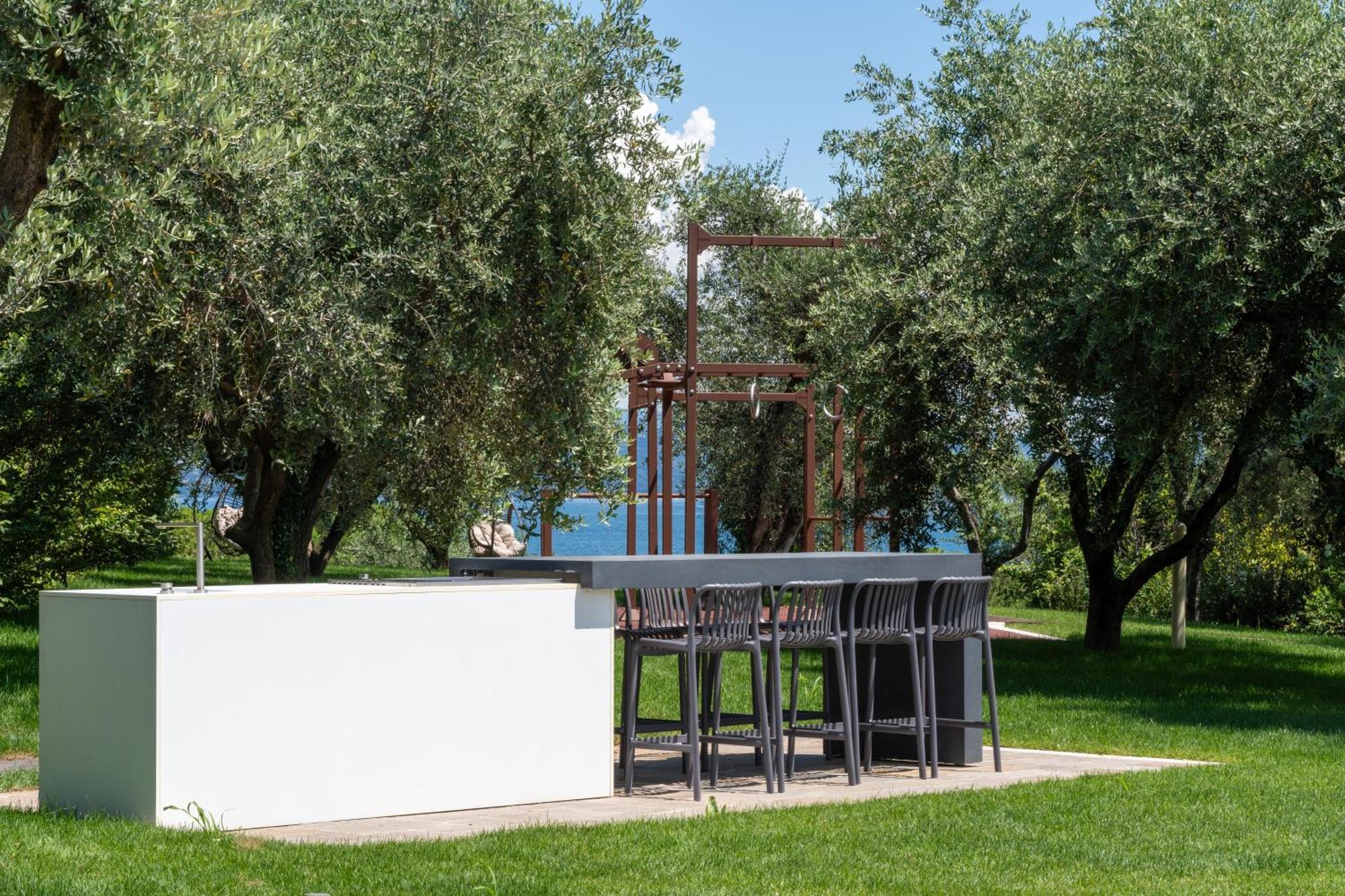 Villa Silvia Apartments Сан-Феличе-дель-Бенако Экстерьер фото